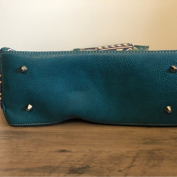 Heratige West Blue Aztec Print Handbag - Picture 7 of 12